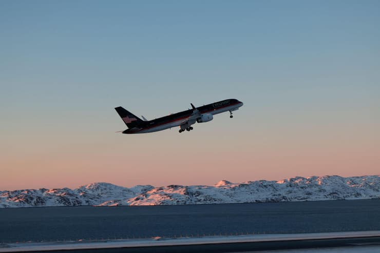 דונלד טראמפ ג'וניור ממריא מ גרינלנד 7 ב ינואר 2025