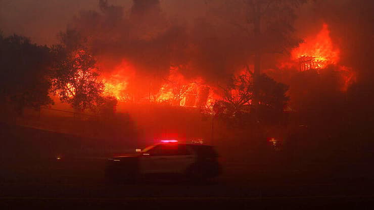 שריפה בלוס אנג'לס, קליפורניה