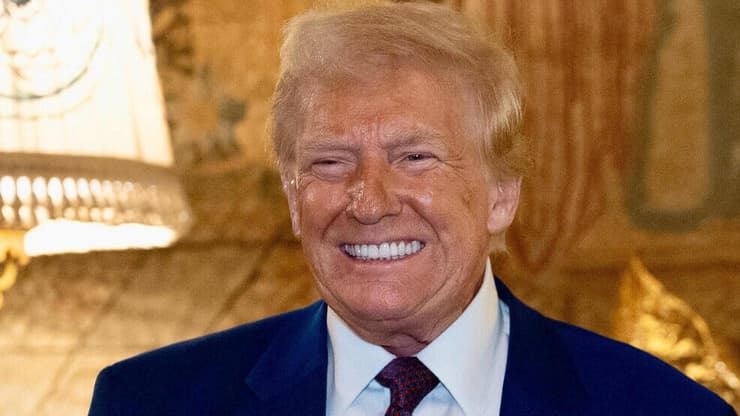  נשיא ארה"ב דונלד טראמפ עם ראש ממשלת איטליה ג'ורג'ה מלוני בפלורידה