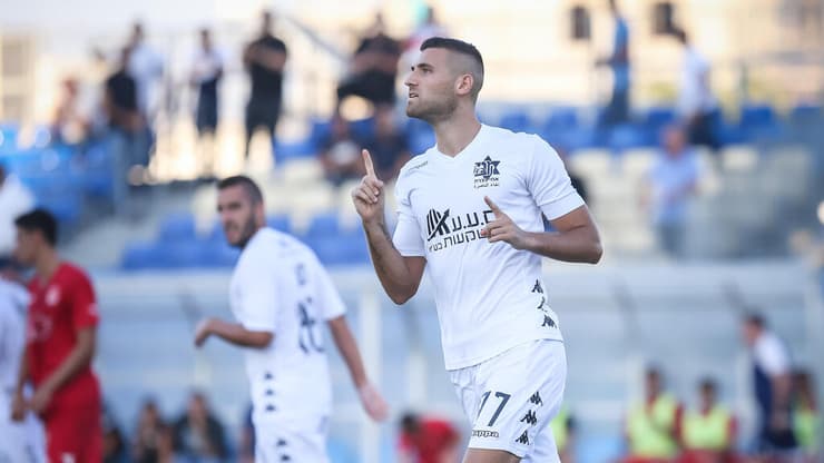 עידו אקסברד