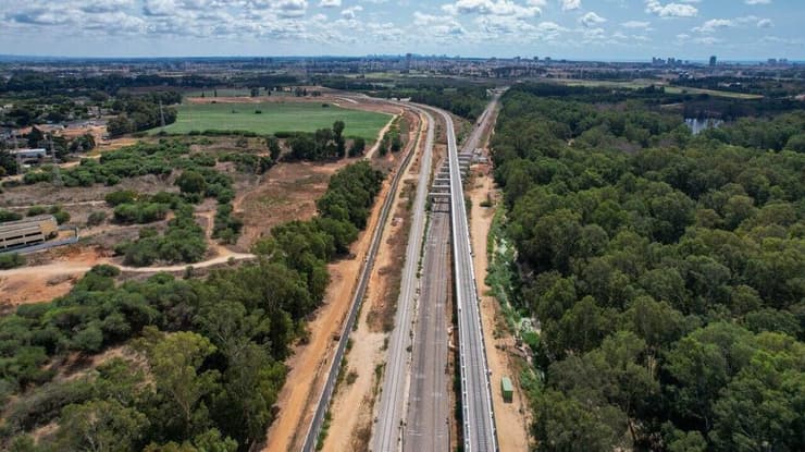 תוואי מסילת רכבת שיבנה בדרך לחדרה