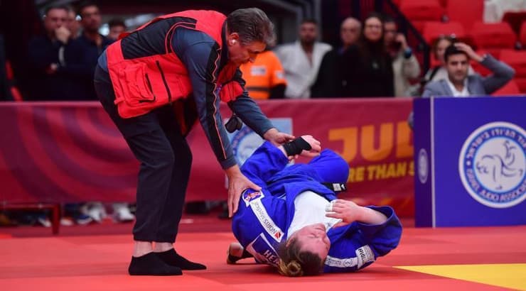 רז הרשקו פצועה