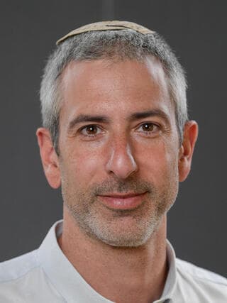 חגי טולדנו (צילום: ברונו שרביט לע"מ) חגי טולדנו ראש אגף קשרי קהילה ברשות הממשלתית להתחדשות עירונית