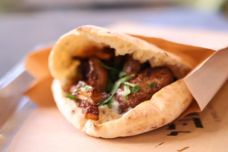 חפלה ירושלמית. באבי