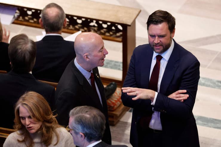 סגן הנשיא הנבחר ג'יי די ואנס בטקס בוושינגטון (צילום: CHIP SOMODEVILLA / GETTY IMAGES NORTH AMERICA / AFP) ג'יי. די. ואנס ארה"ב טקס אשכבה הלוויה ג'ימי קרטר