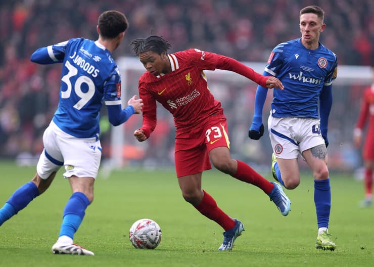 הופעה מרשימה. אנגואמה (צילום: Hunter REUTERS/Phil Noble) ריו אנגואמה