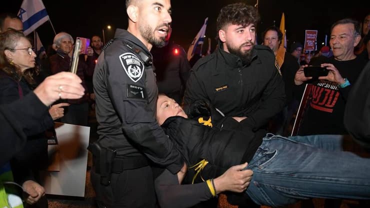 מעצרים נגד מפגינים בצומת כרכור