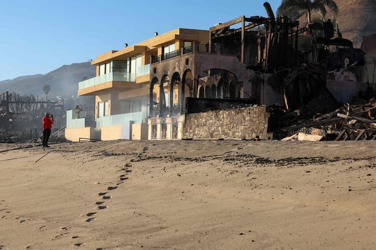 צילום: VALERIE MACON / AFP ההרס בעקבות גל השריפות בלוס אנג'לס