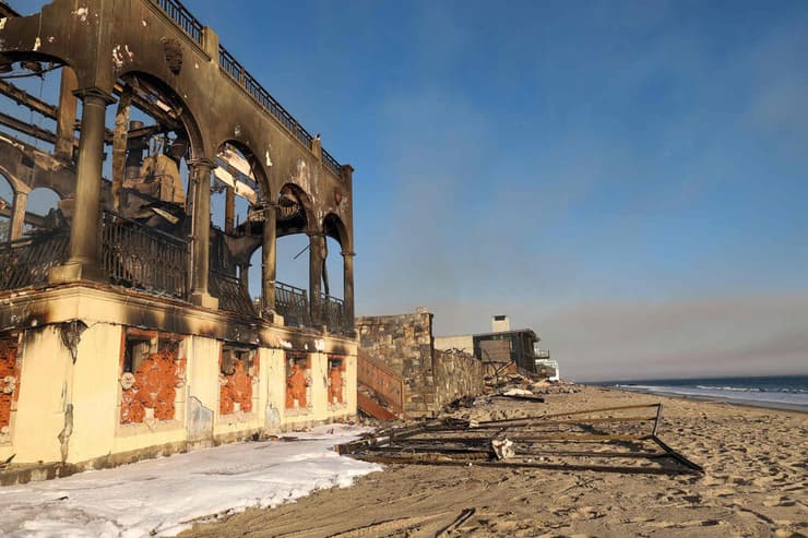 צילום: VALERIE MACON / AFP ההרס בעקבות גל השריפות בלוס אנג'לס