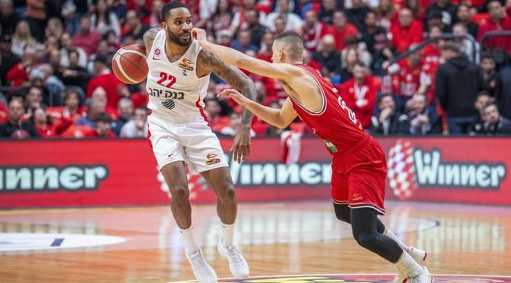 טאריק פיליפ מול ים מדר (רועי כפיר) טאריק פיליפ מול ים מדר