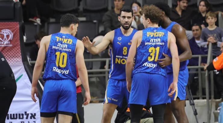 שחקני מכבי תל אביב (עמרי שטיין) שחקני מכבי תל אביב