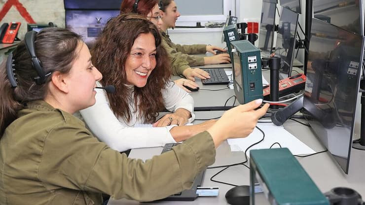 דנה ספקטור בחמ”ל