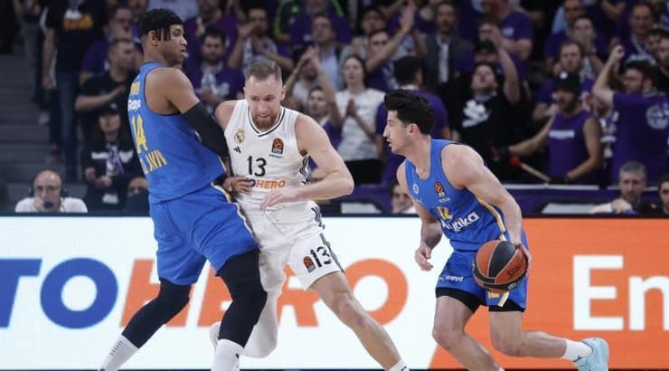 ג'ון דיברתולומאו במהלך (Credit: Victor Carretero – Real Madrid) ג'ון דיברתולומאו במהלך