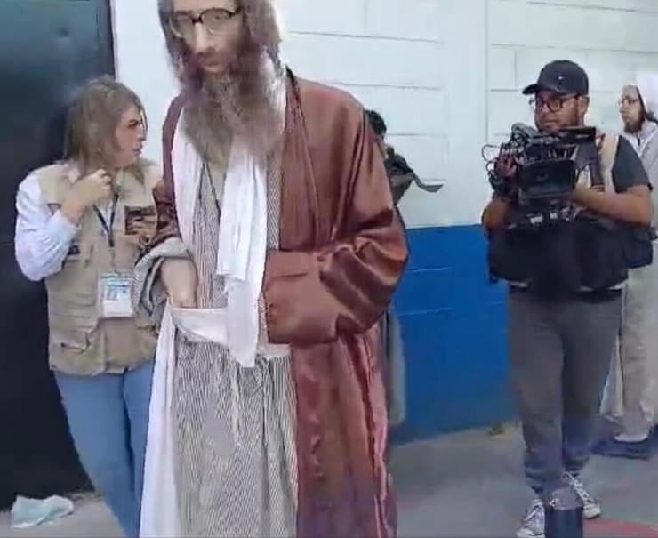 אלעזר רומפלר כפי שתועד בגואטמלה