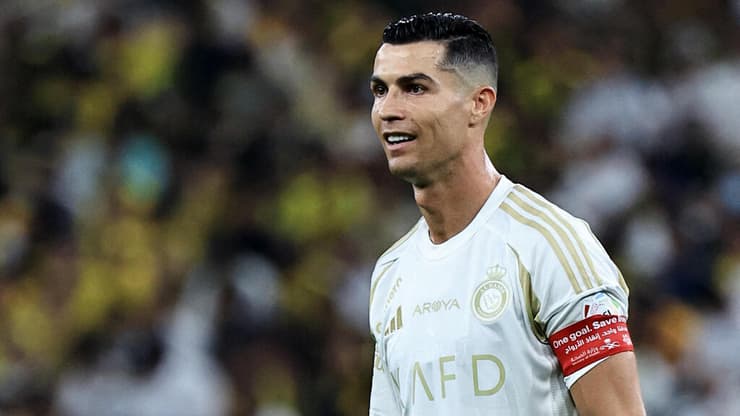 יהיה בעלים-שחקן? רונאלדו (צילום: REUTERS/Stringer) רונאלדו