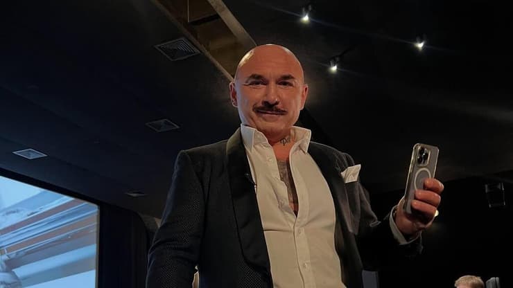 מתוך "פוטין"