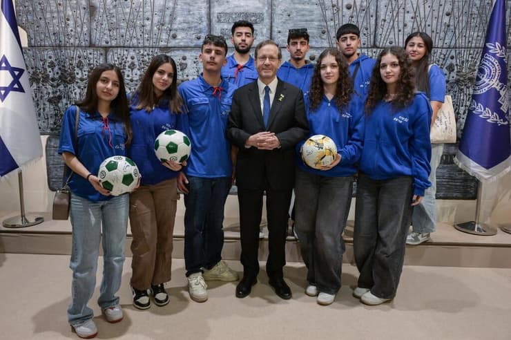 ילדי מג'דל שמס בבית הנשיא