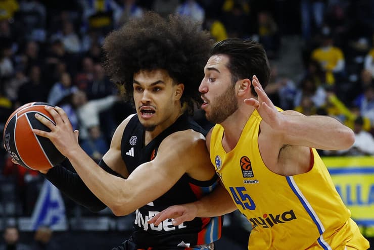 בלאט מול היפי