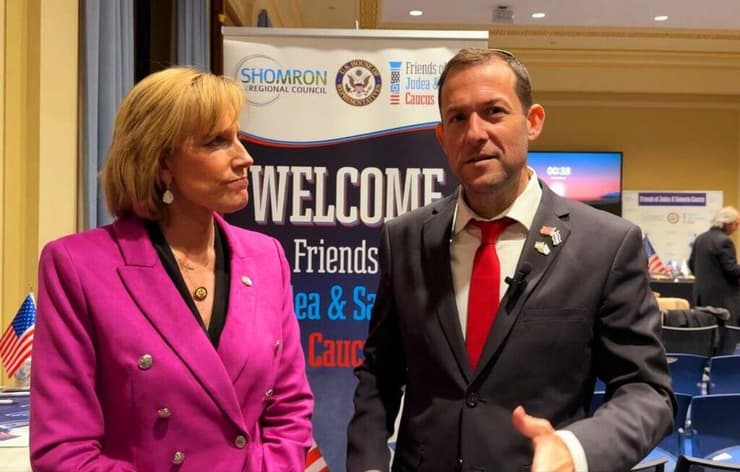 ראש המועצה האזורית שומרון יוסי דגן וחברת בית הנבחרים קלאודיה טני באירוע הלילה ראש המועצה האזורית שומרון יוסי דגן באירוע אמש