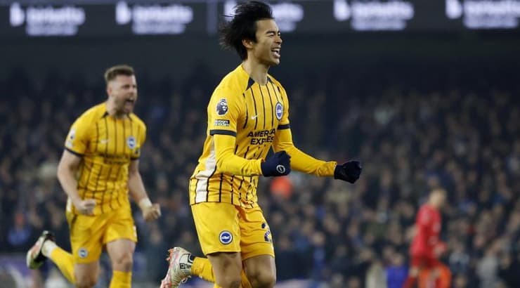 קאורו מיטומה בטירוף