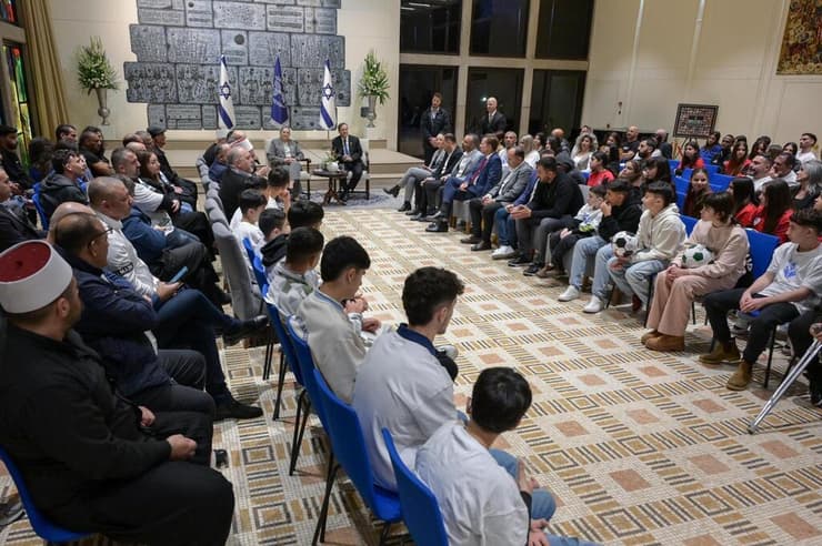 ילדי מג'דל שמס בבית הנשיא