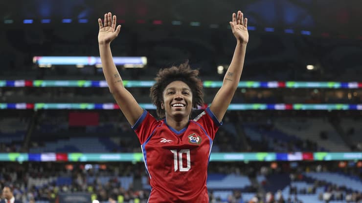 שחקנית נבחרת פנמה מרתה קוקס