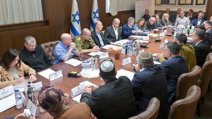 הקבינט ידון על הכנסת סיוע הומניטרי לעזה וסוגיית החטופים. ארכיון (צילום: קובי גדעון/ לע"מ) ראש הממשלה בנימין נתניהו בוועדת השרים לענייני ביטחון לאומי