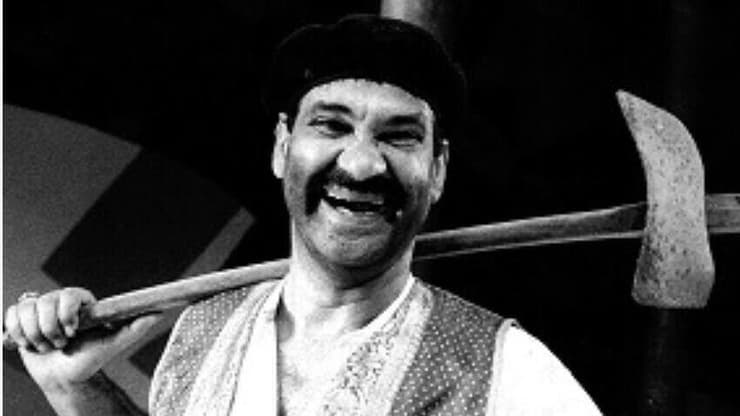 מתוך ההצגה "סאלח שבתי" (צילום: יוכי לנג, באדיבות ארכיון תיאטרון הבימה) מתוך ההצגה "סאלח שבתי"