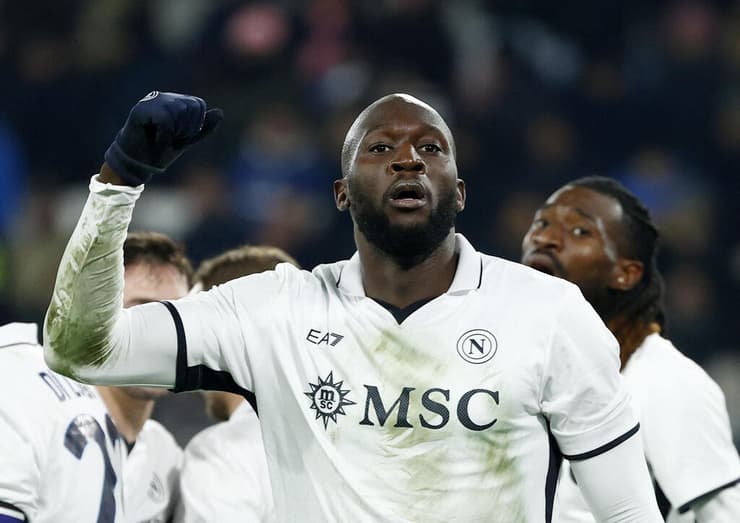 הכריע. לוקאקו