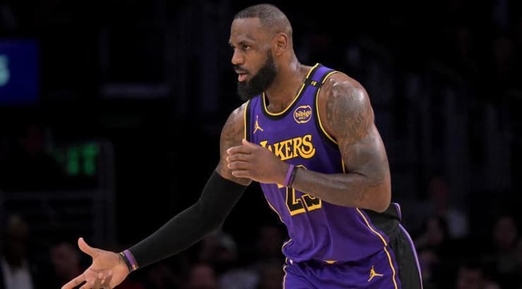 לברון ג'יימס (רויטרס) לברון ג'יימס