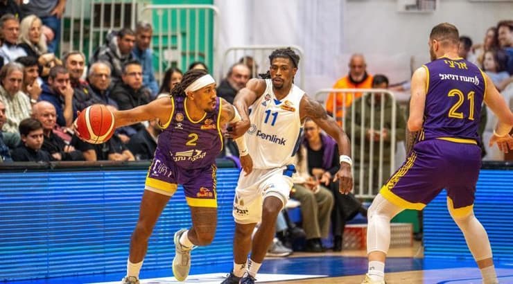 ברנדן אדאמס וג'ימי קלארק