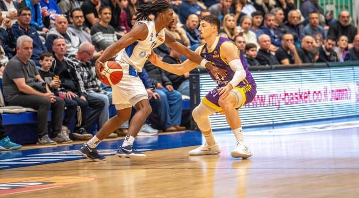 ג'ימי קלארק ויפתח זיו