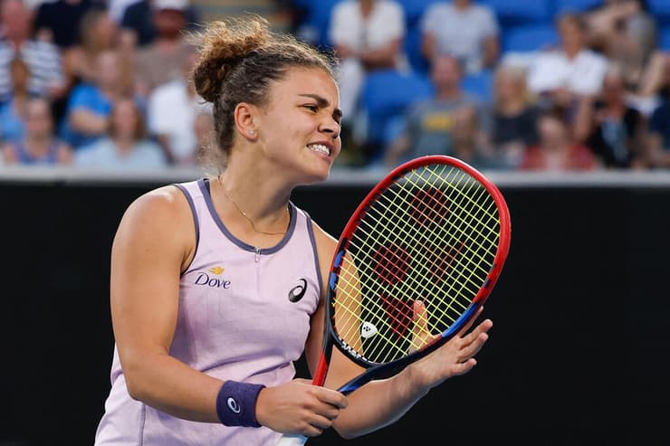 פאוליני מאוכזבת (צילום: Martin KEEP / AFP) פאוליני מאוכזבת