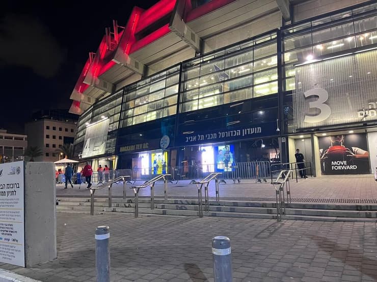 יד אליהו ללא הדגלים האדומים