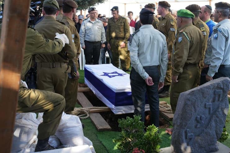 הלוויתו של אורון שאול