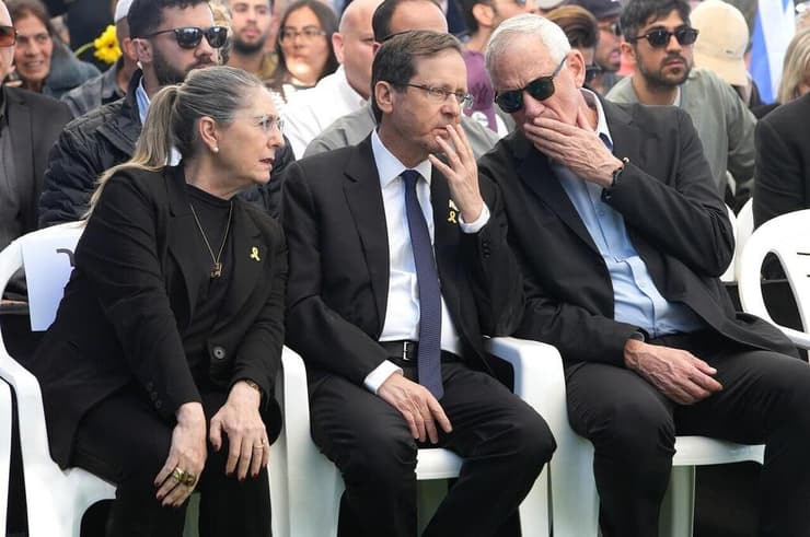 הלווייתו של אורון שאול ז"ל