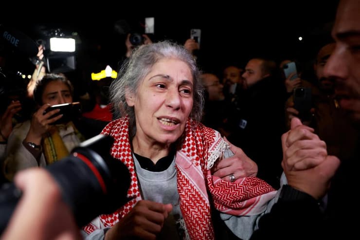 חאלדה ג'ראר בחגיגות השחרור