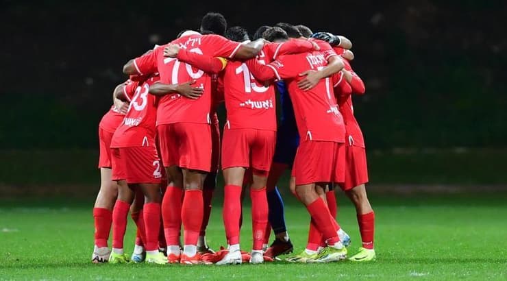 שחקני הפועל רעננה מוכנים