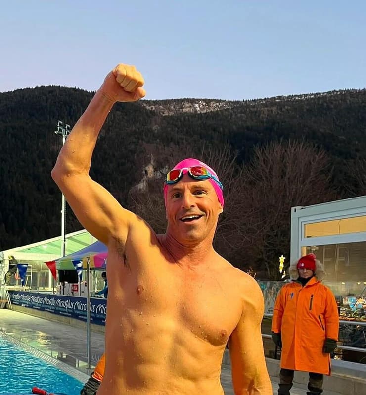 אליפות בעולם במי קרח