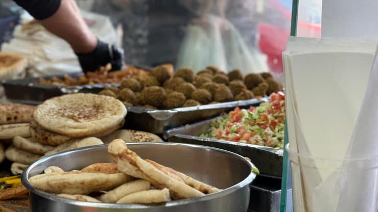 פשוט וצנוע. פלאפל רמלה