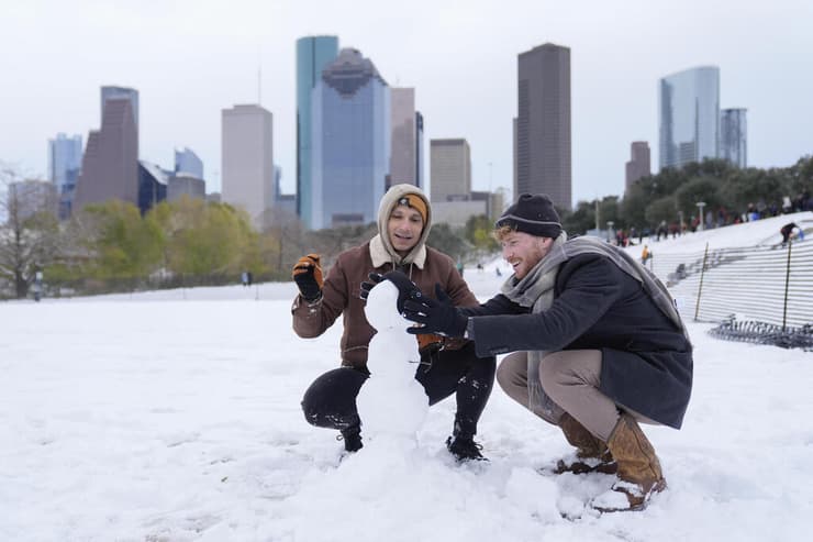 בונים בובת שלג ביוסטון