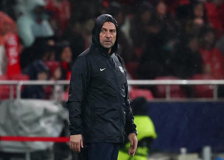 אחוזי הצלחה בלתי נתפסים. האנזי פליק (REUTERS/Pedro Nunes) מאמן ברצלונה האנזי פליק