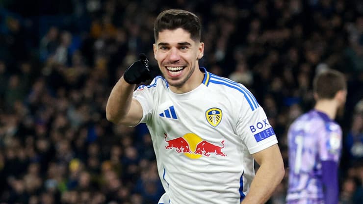 "מוכן לדבר הבא". סולומון חוגג (צילום: Action Images/Ed Sykes) סולומון חוגג