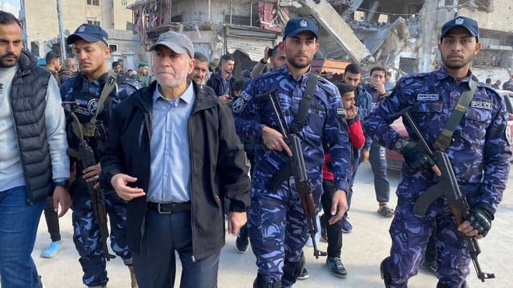 משטרת חמאס עם המפקד החדש מחמוד אבו ווטפה ברצועת עזה