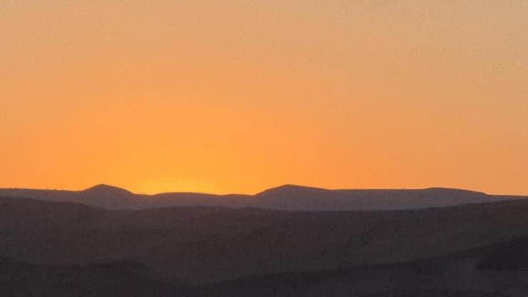 שקיעה מדברית (צילום: אסף קמר) שקיעה מדברית
