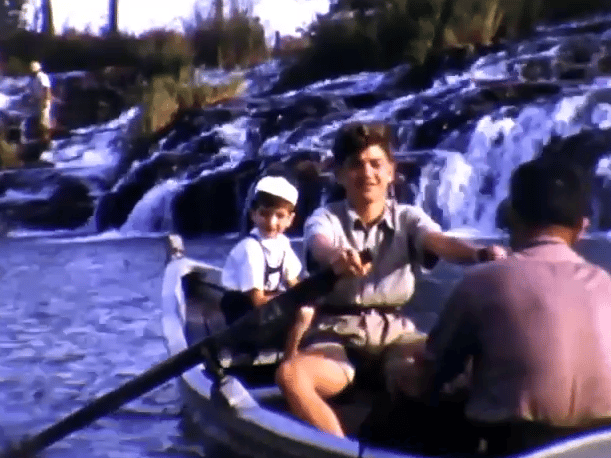 שיט בירקון ליד המפל של שבע טחנות (צילום: עמירם קפלן) שיט בירקון ליד המפל של שבע טחנות