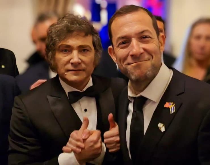 יוסי דגן וחאבייר מיליי במפגש ביניהם בוושינגטון יוסי דגן וחאבייר מיליי במפגש ביניהם בוושינגטון