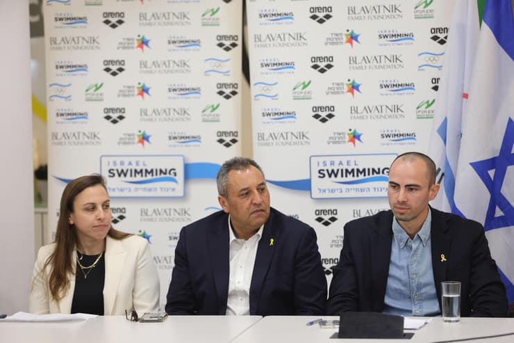 "לא נשבר מהנפילות" טומרקין ודוידסון (צילום: עוז מועלם) יעקב טומרקין