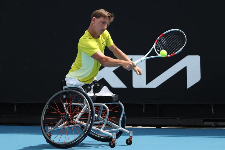 עם הכרטיס לגמר. וינק ההולנדי (צילום: Graham Denholm/Getty Images) נילס וינק