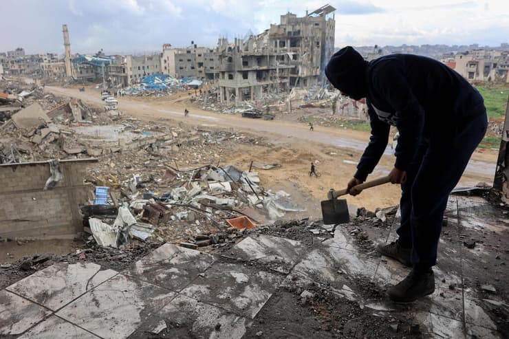 עקורים פלסטינים חוזרים לצפון רצועת עזה